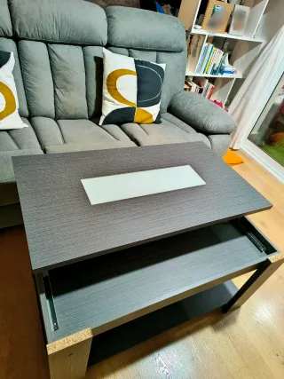 Mesa de centro elevable gris