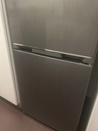 Frigorífico Sharp plateado