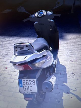 Daelim 125 Scooter Gris 2010