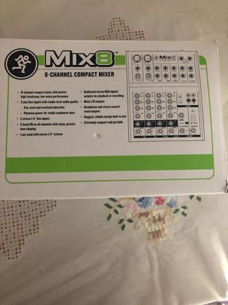 Mesa de mezclas Mackie Mix8