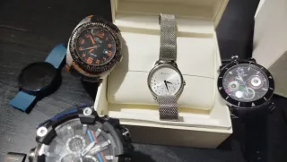 Lote de 14 Relojes Bulgari y Elixa