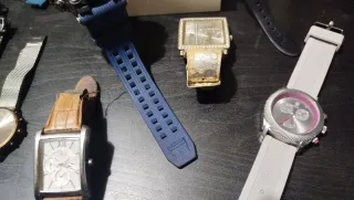 Lote de 14 Relojes Bulgari y Elixa