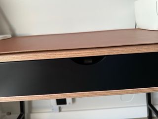 Escritorio madera y metal