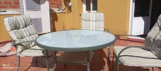 Mesa y 4 Sillas Jardín Cristal Metal