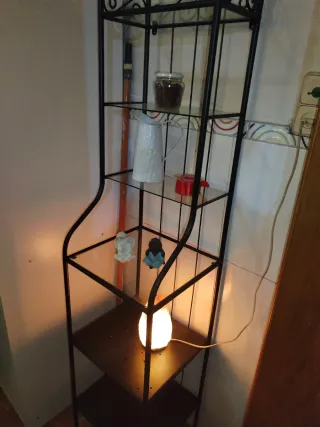 Estantería Metálica Negra con Cristales