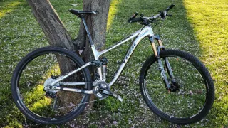 Bicicleta Trek Fuel EX 9 29