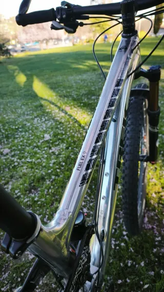 Bicicleta Trek Fuel EX 9 29