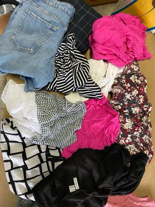 Lotto 31 capi donna taglia S