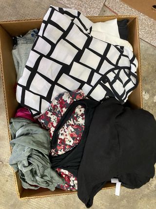 Lotto 31 capi donna taglia S