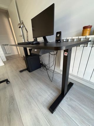 Escritorio regulable en altura