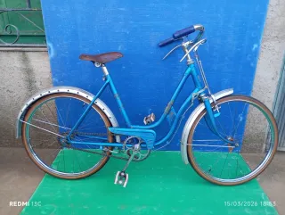 Bicicleta BH 500a Azul y 550a Roja de Varillas