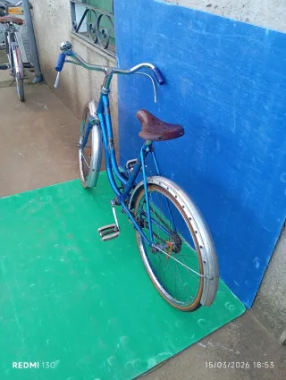 Bicicleta BH 500a Azul y 550a Roja de Varillas