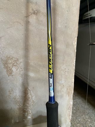 3 cañas de pesca con carretes