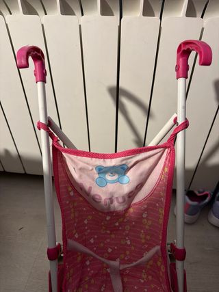 Carrito de muñecas Nenuco rosa