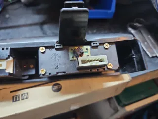 Fiat Uno Turbo: Moldura Reloj Botonera