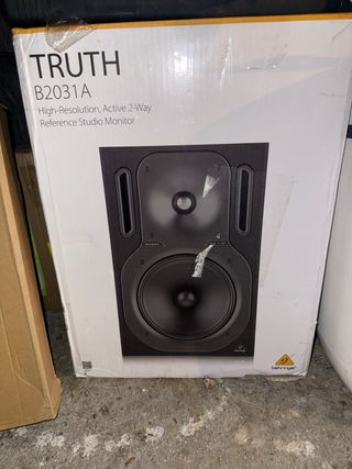Behringer B2031A Monitor Estudio