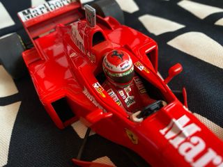 Ferrari F310B Irvine 1:18 Minichamps