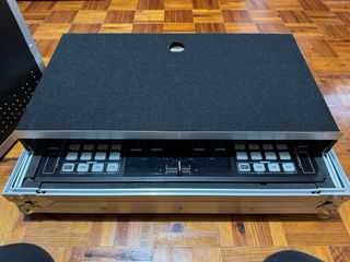 Native Instruments Traktor Kontrol S4 MKII