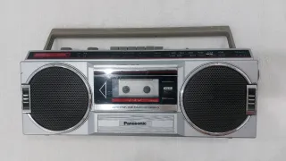 Radio Cassette panasonic