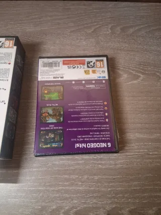 Neo Geo Super Pocket + Cartucho Evercade neo geo