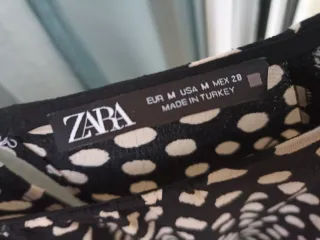 Camisa lunares (Zara)