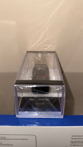 Ferrari F40 Tarmac IXO 1:43