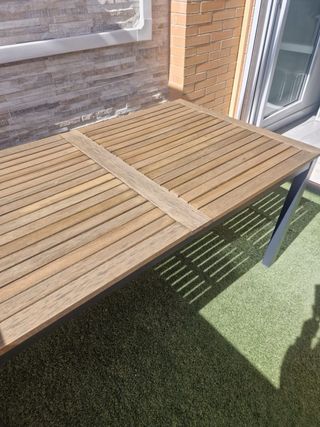 Mesa de jardín madera y metal