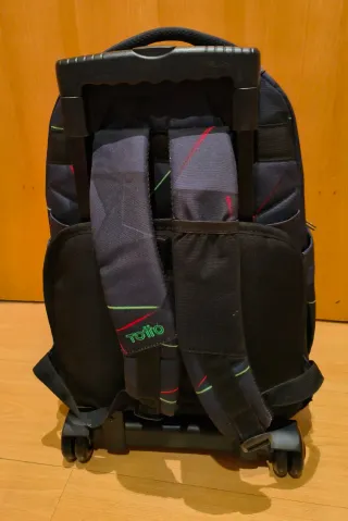 Mochila Totto Renglones Fractal con ruedas