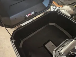 Baúl Shad Terra 55 Negro