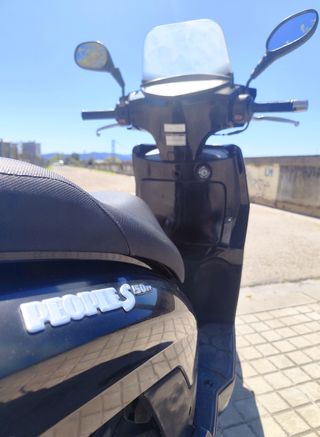 Kymco People 50cc 2T Scooter