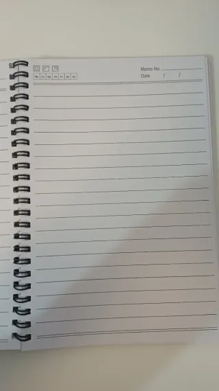 Cuaderno Letra L Flores y Mariposas