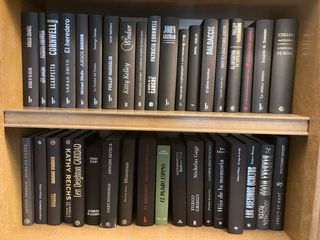 Libros varios. Novelas