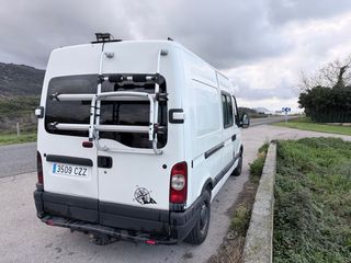 Furgoneta camper camperizada. renault master2 2004