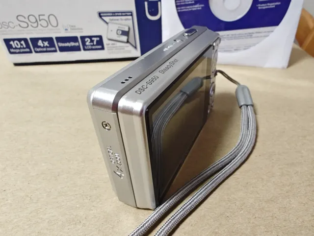 Cámara Sony DSC-S950 10.1 MP
