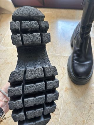 Botas Uterqüe Negras Caña Alta