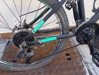 Bicicleta B'TWIN Rockrider 700