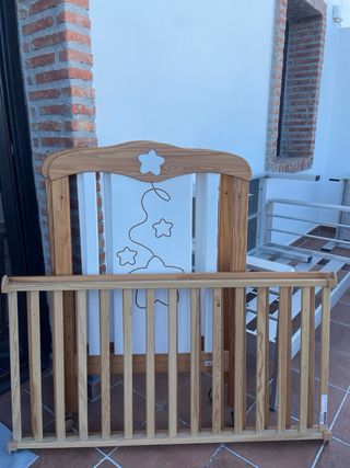 Cuna de bebé con colchón 100% poliéster