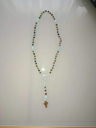 Rosario de cuentas de piedra ojo de tigre y turque