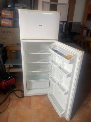 Nevera pequeña Thor en perfecto estado