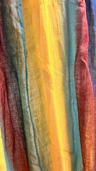 Foulards estampados de colores.