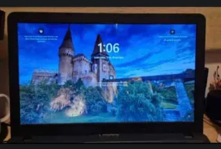 ASUS i3 con Windows 11pro