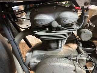 Mondial Comersa 220cc restaurada