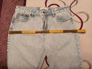 Pantalón vaquero Stradivarius azul mujer Talla 42