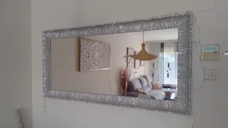 Espejo diseño plateado marco texturizado