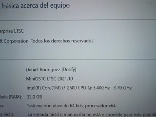 PC Torre Negra y Gris