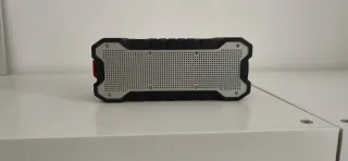 Altavoz Bluetooth Aukey SoundTank (30h de batería)