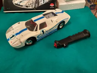 Coche teledirigido Ford Mark IV Nacoral