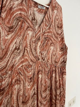 Vestido largo estampado marrón