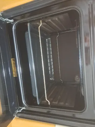 Vitrocerámica Teka 4 fuegos y horno teka