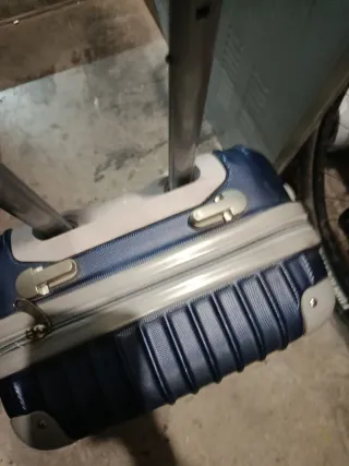 Maleta de viaje Hapallis azul y beige